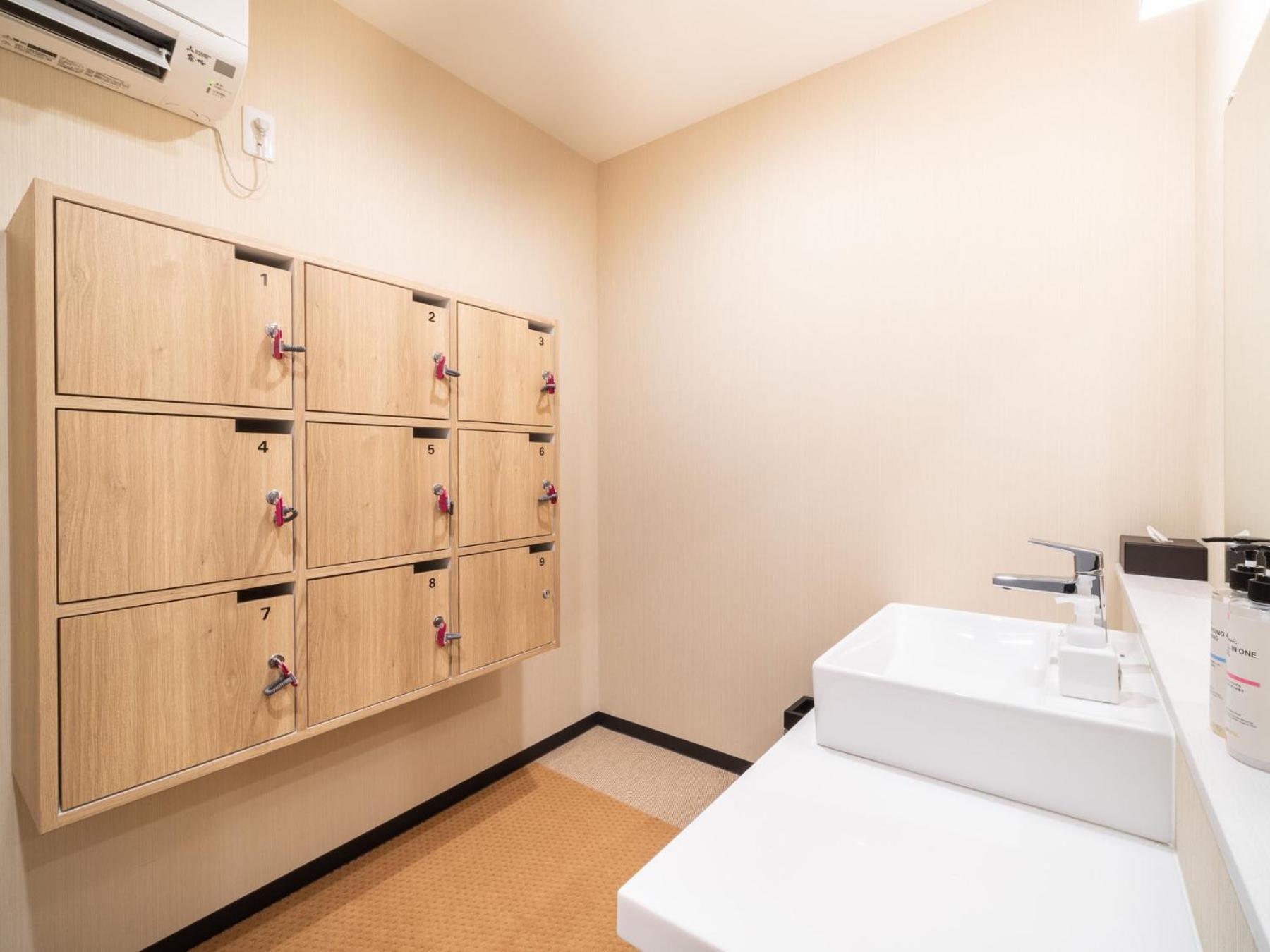 Super Hotel Chiba Ekimae Екстериор снимка